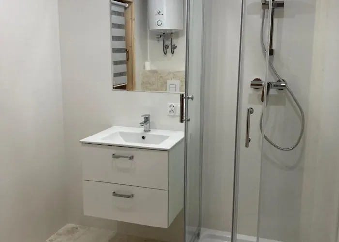 I Zacisze Jaktstuga Jarosławiec